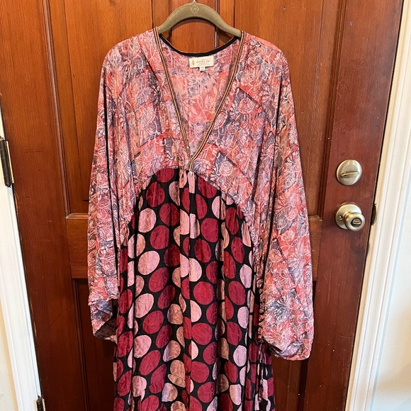 Kantha Bae Flowy Dress - Picture 1 of 2